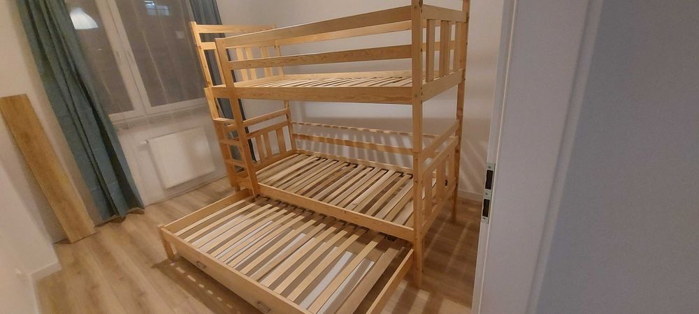 Sprzedam łózko piętrowe 3 osobowe