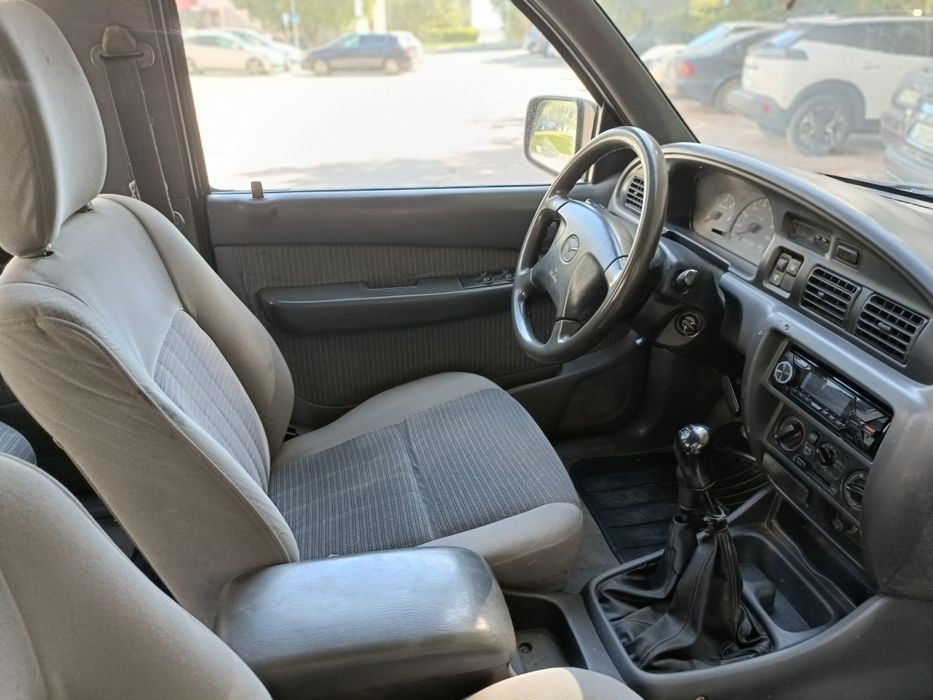 Vendo Mazda b 2500 4x4 cabine dupla como nova recebo retoma