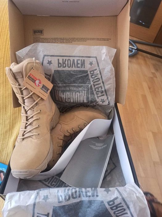 Botas Táticas Cobra 8.0 Desert Castanho EU 43 Homem MAGNUM (A ESTREAR)