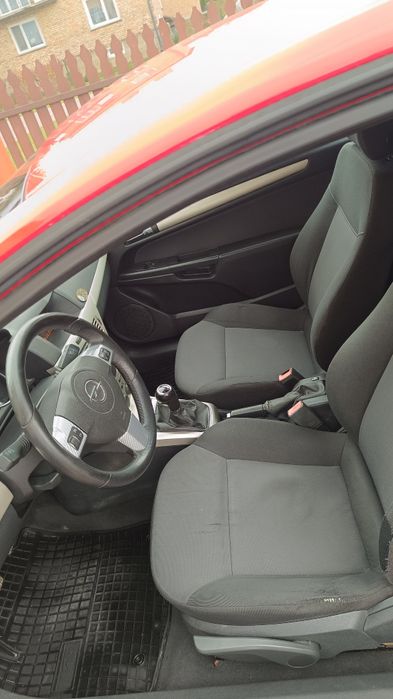 *Opel Astra H GTC* 2007r*