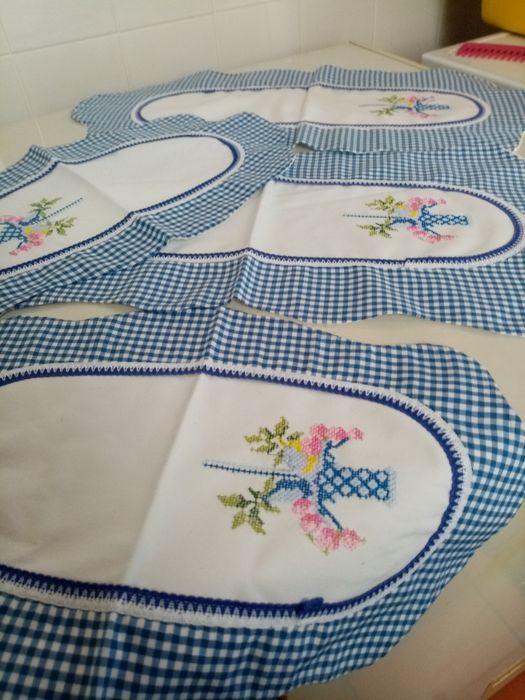 Um jogo de panos de cozinha