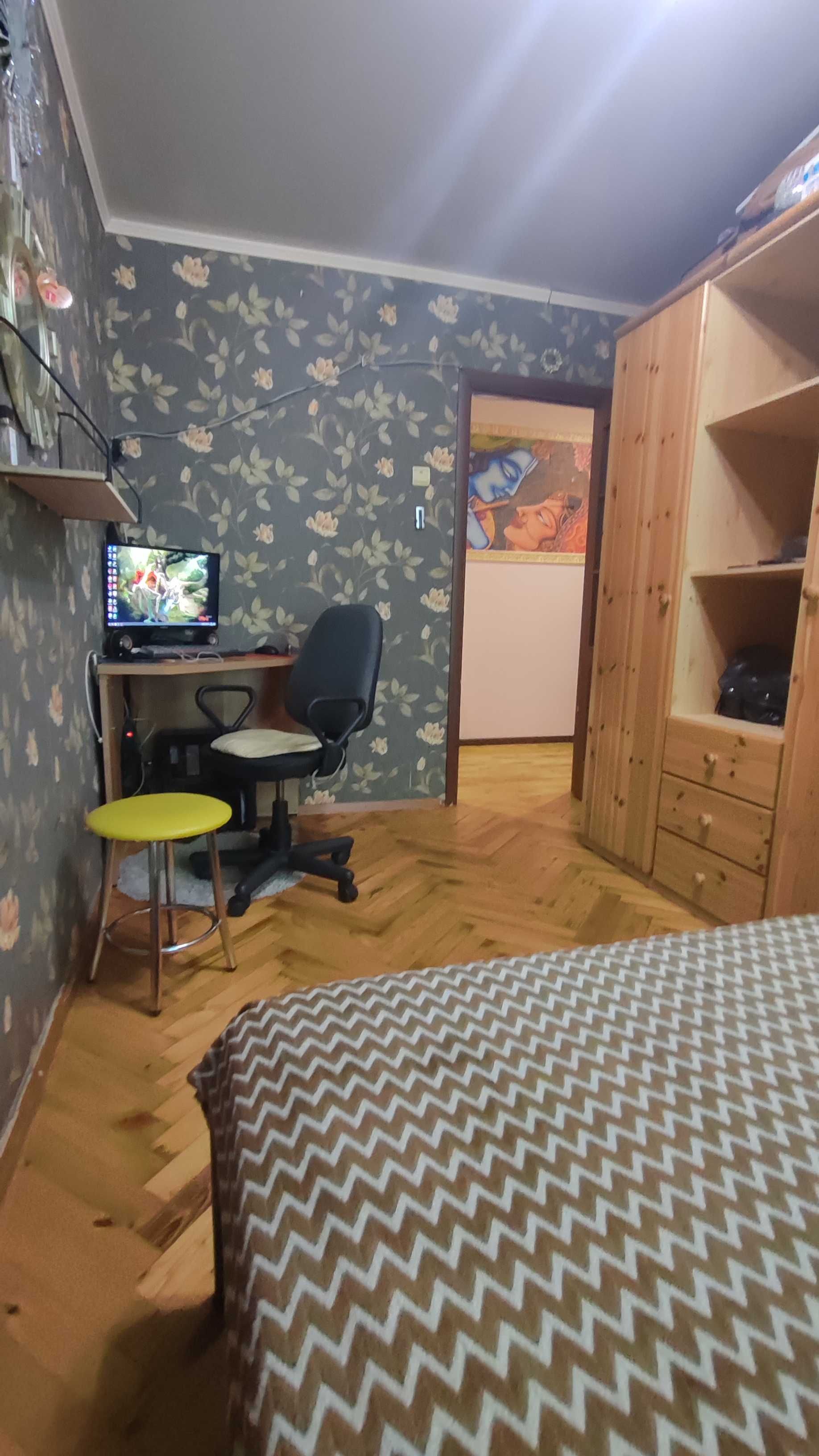 Продам 2х комнатную квартиру. 12 квартал, Гладкова, Казакевича
