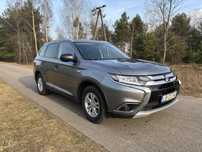 Mitsubishi Outlander 2.0 B + G