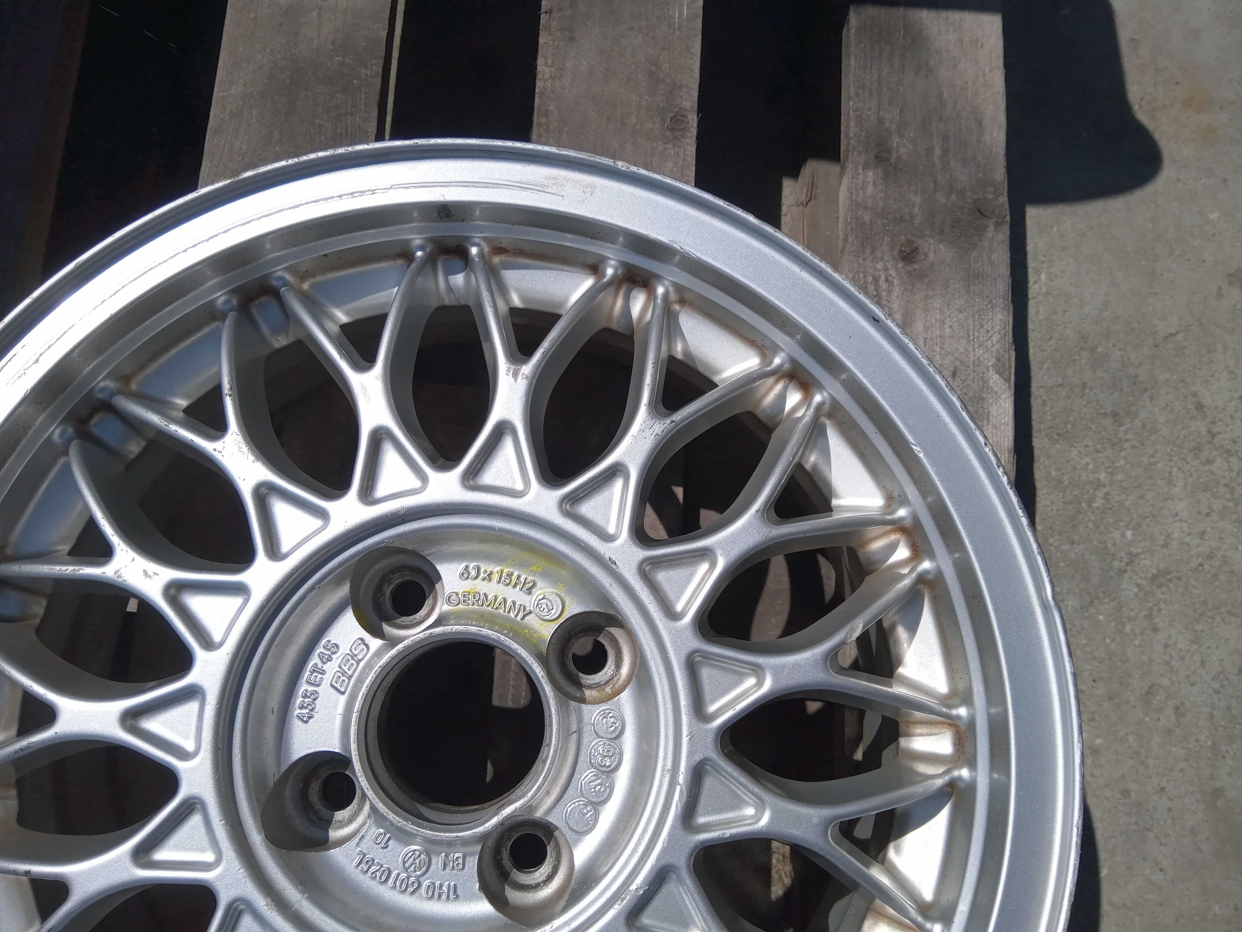 Pojedyncza Felga Aluminiowa BBS VW Golf Corrado 6jx15 ET45 4x100