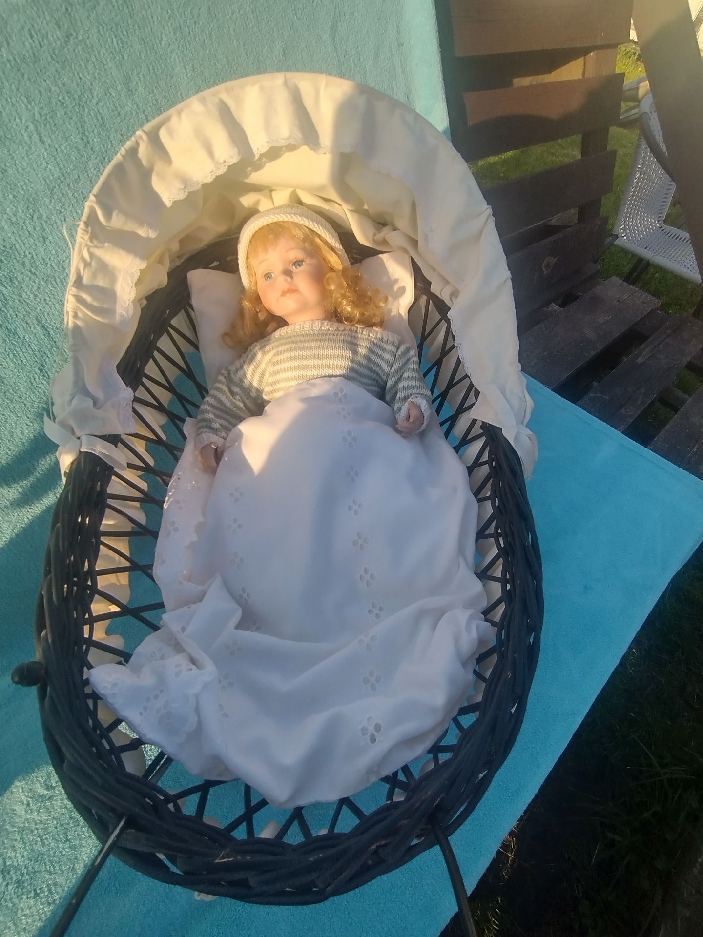 Sprzedam zestaw lalkę porcelanowa z wózkiem