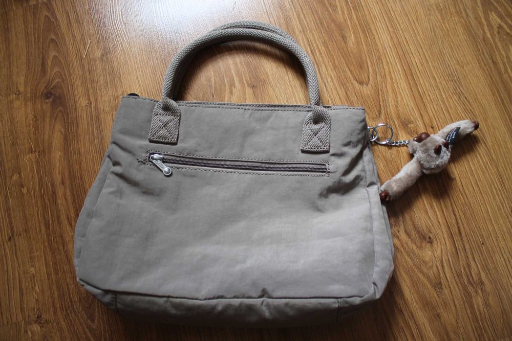 сумка сумочка среднего размера kipling