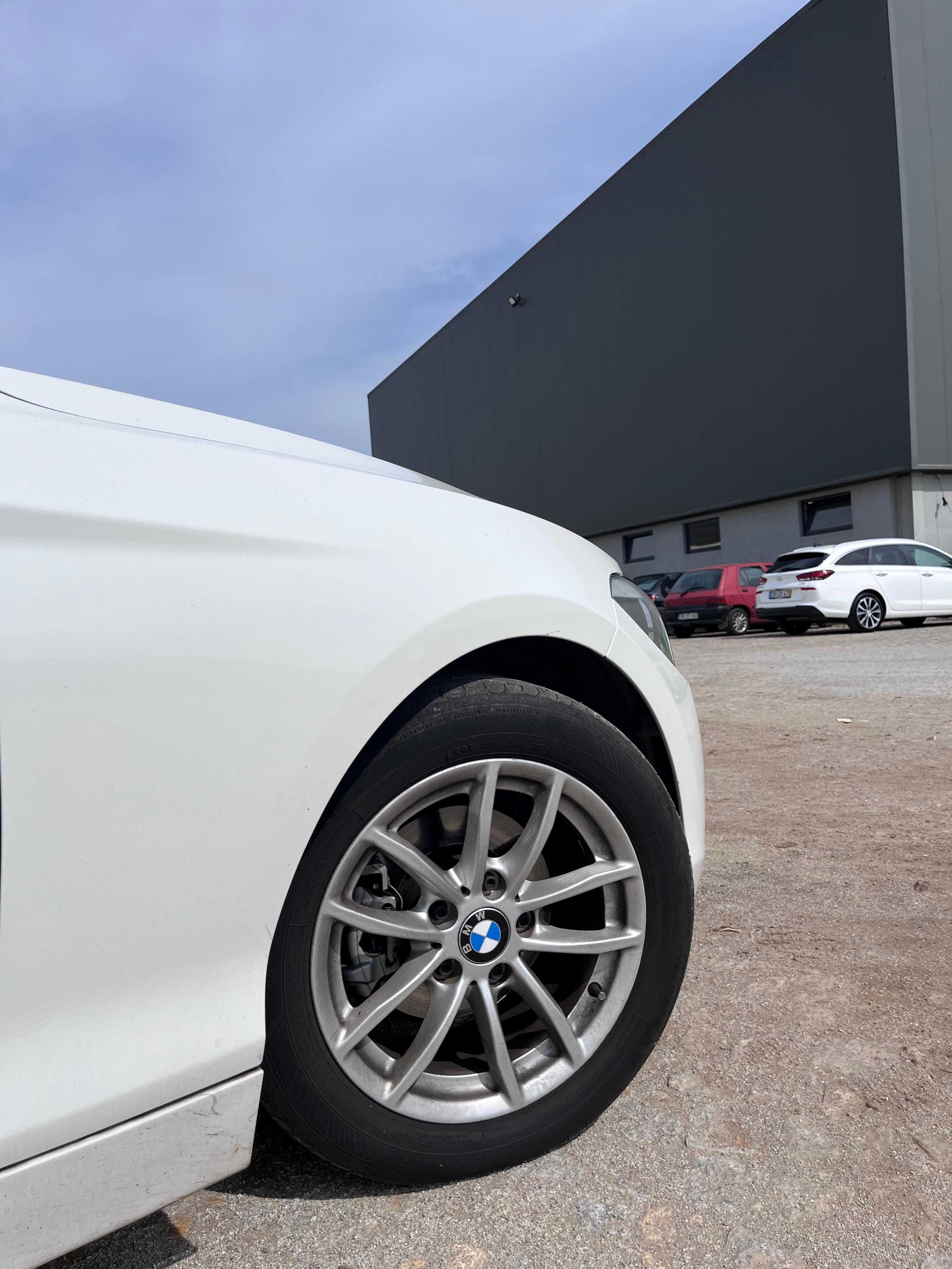 BMW 120d F20 impecável