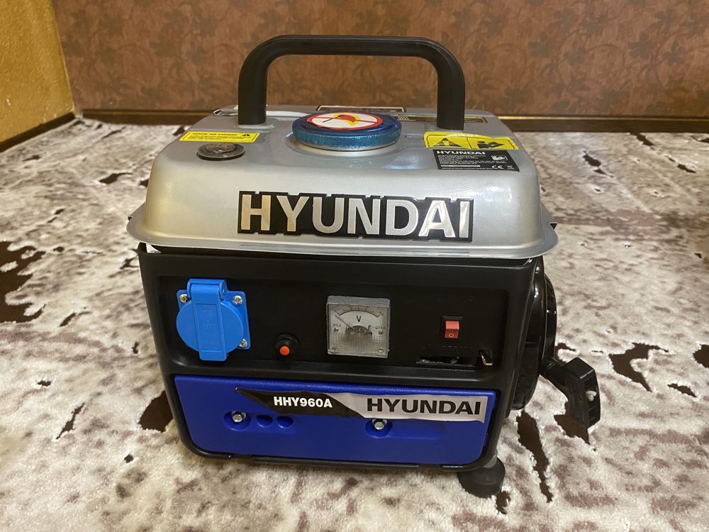 Генератор, электростанция бензиновая  Hyundai HHY960A 0,8 kW
