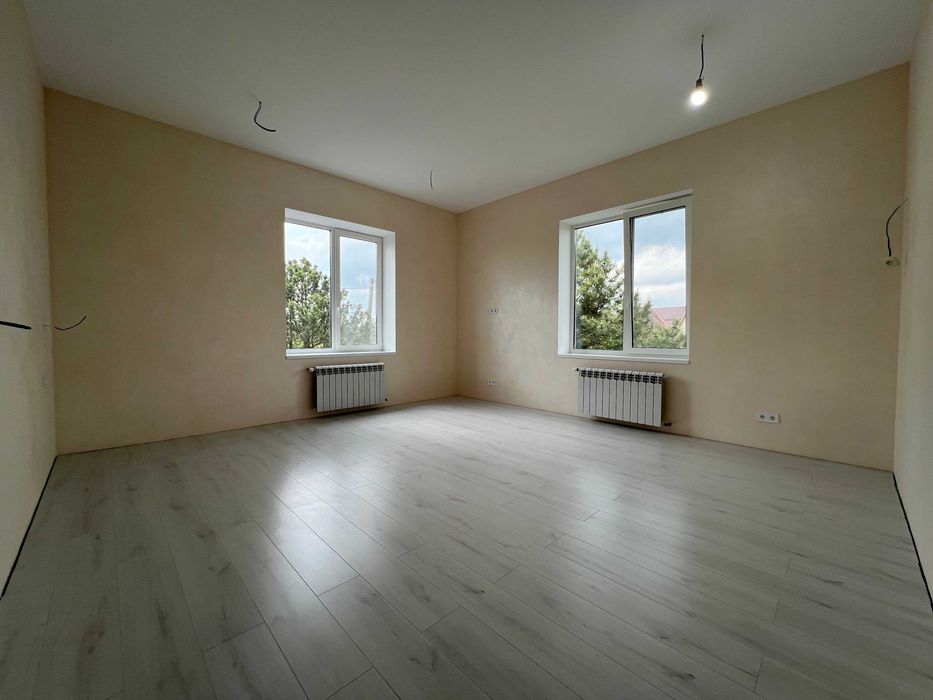 Продам новый 2-этажный дом с ремонтом в Подгородное, Ермолаевка