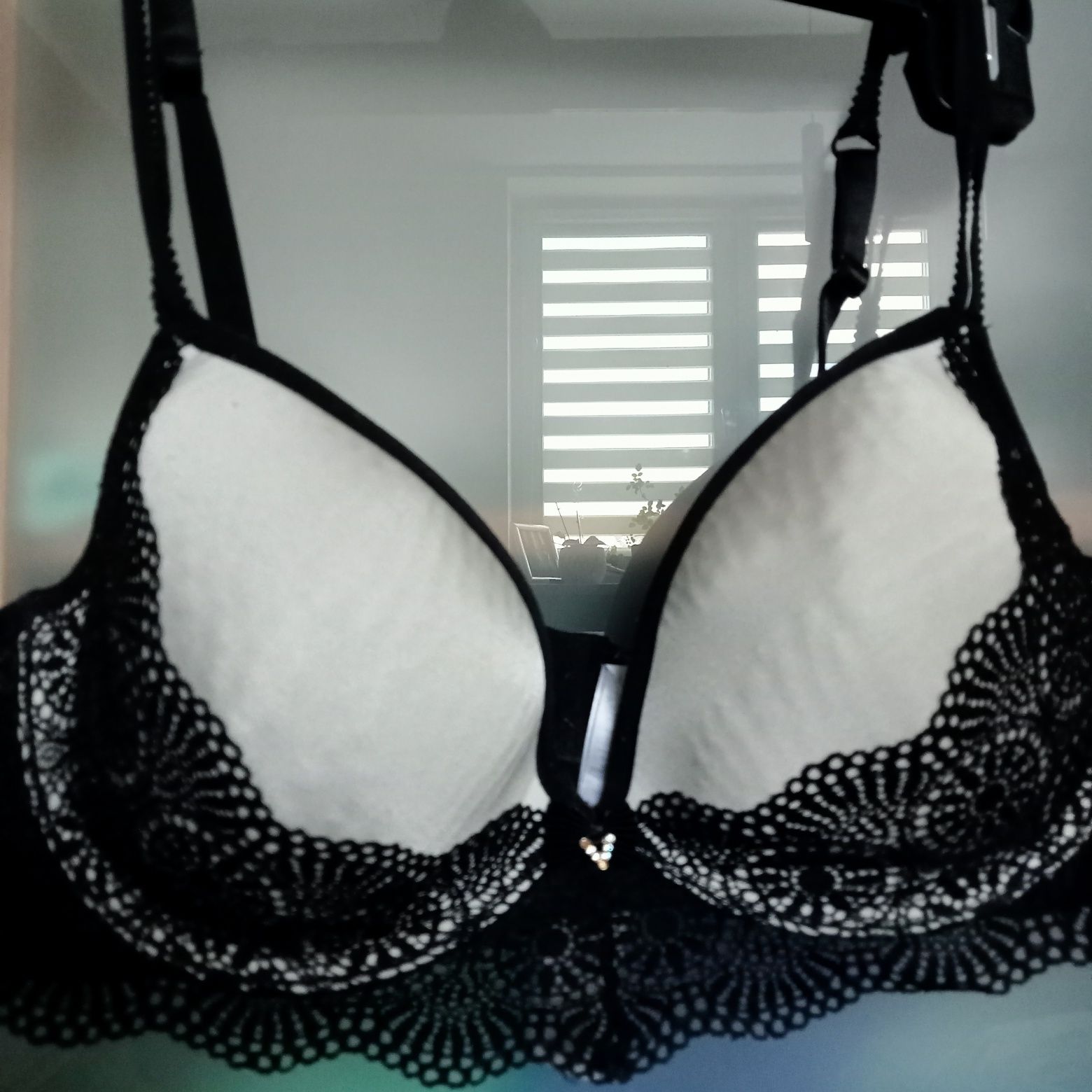 Biustonosz Censored 85C