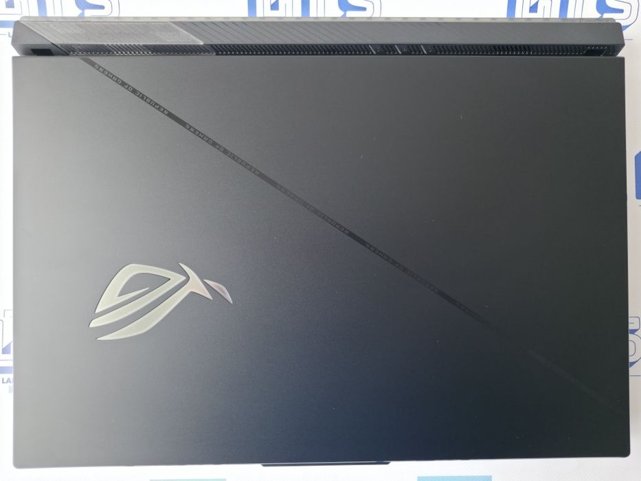 Asus Rog Strix Scar 18 2.5k 240Hz i9-14900HX/ram32/ssd-2Tb RTX4090