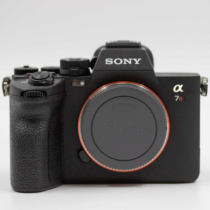 Sony A7R V (Semi Nova) - 12M Garantia