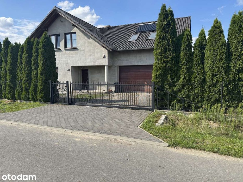 Dom wolnostojący na działce o powierzchni 12,5ar