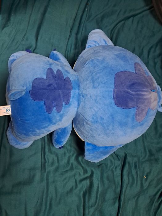 Pluszak miś beżowy i pluszak z bajki stich
