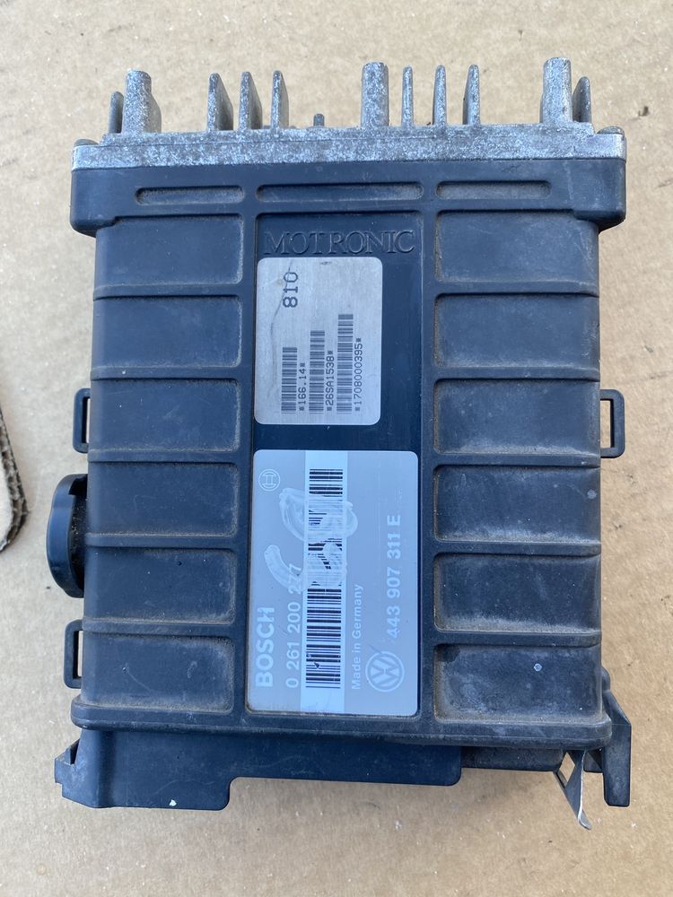 VW Passat B3 komputer sterownik silnika
