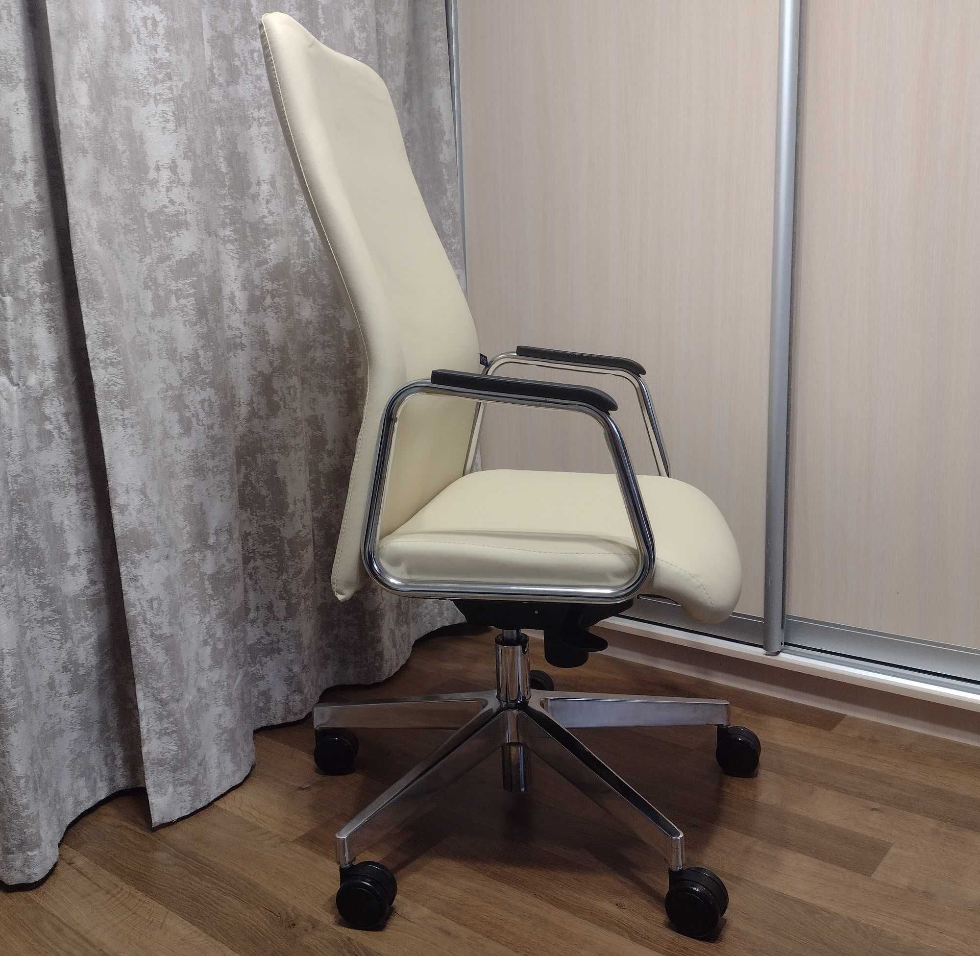 Крісло для кабінету NOWY STYL SOLO STEEL ES AL70 ECO-07 ЗНИЖКА!!!