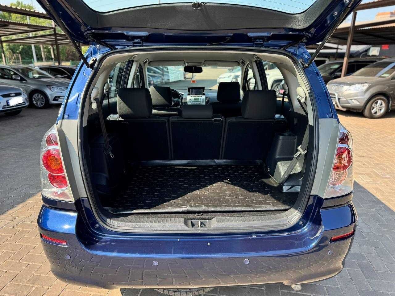 Toyota Corolla Verso 2007