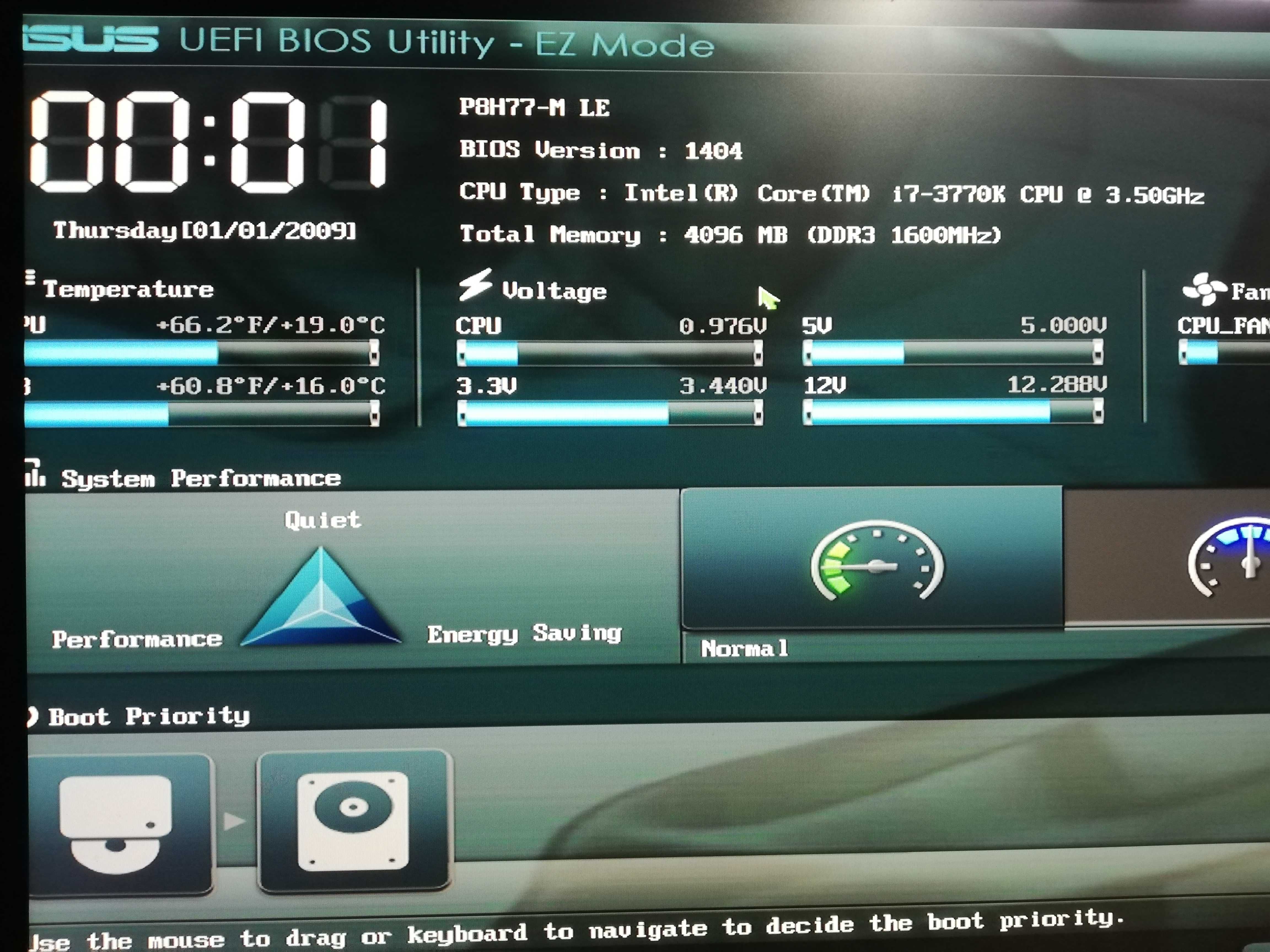 ASUS P8H77 - M LE + Intel core G2030 2*3.0Gz + 4 Gb Kingstone 1600Mhz