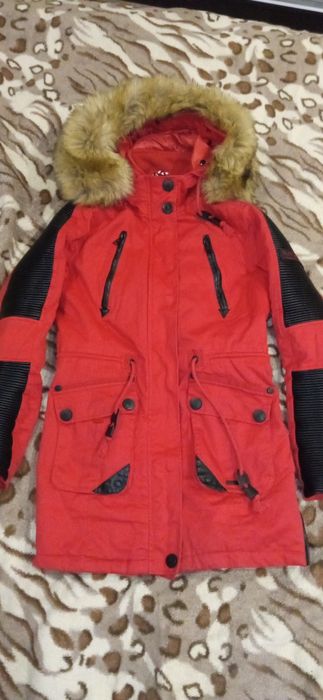 Курточка женская