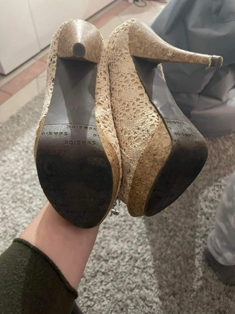 Sapatos de senhora