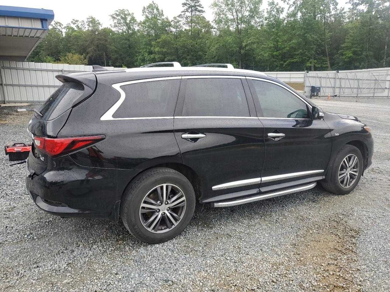Infiniti QX60 2017 -