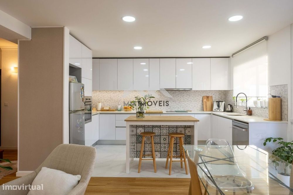 Moradia T3 | Gondomar | Renovada | Jardim | 3 Frentes | Terraço