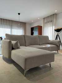 Sofá chaise longue 3 lugares em tecido lavável