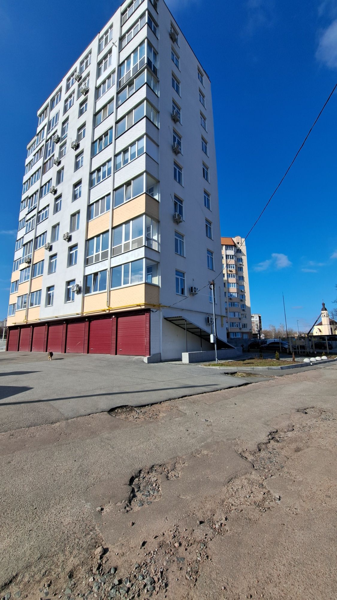 Продаж 2 к квартира 78м2 ,автономка, центр