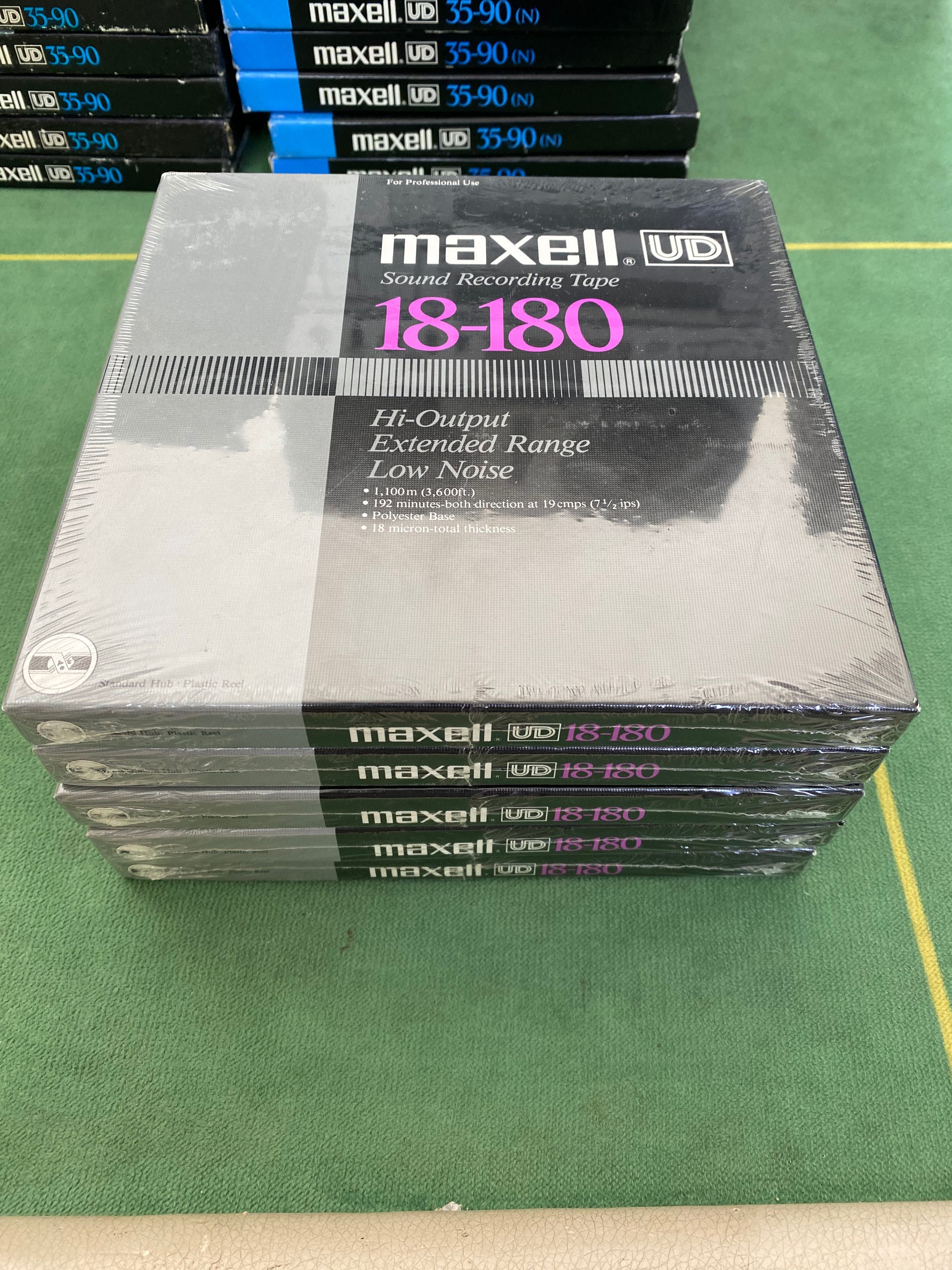 Магнітна стрічка Maxell UD18-180 нова, запакована