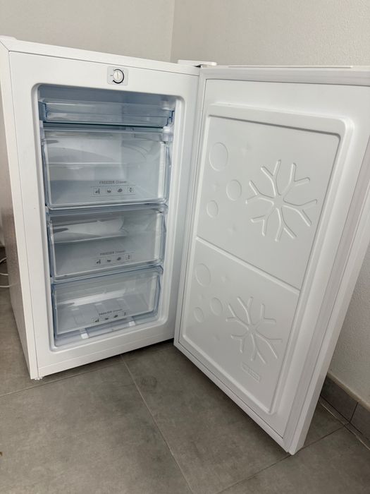 Small Freezer unit white