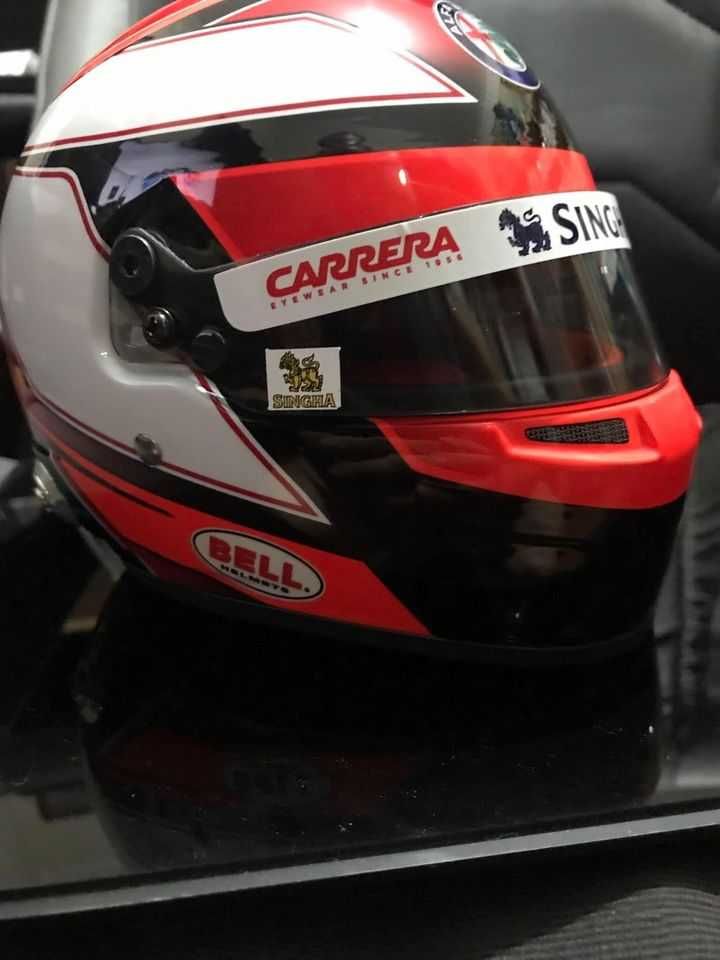 Kimi Raikkonen 2019 Mini Helmet Escala 1:2