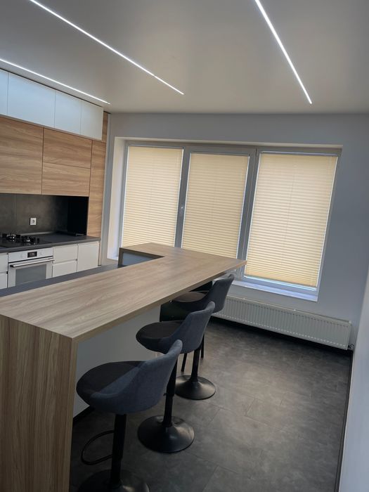 Оренда котеджу 250м2 з ремонтом Підгороднє