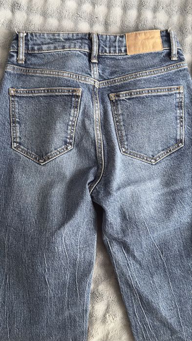 Джинси zara.
