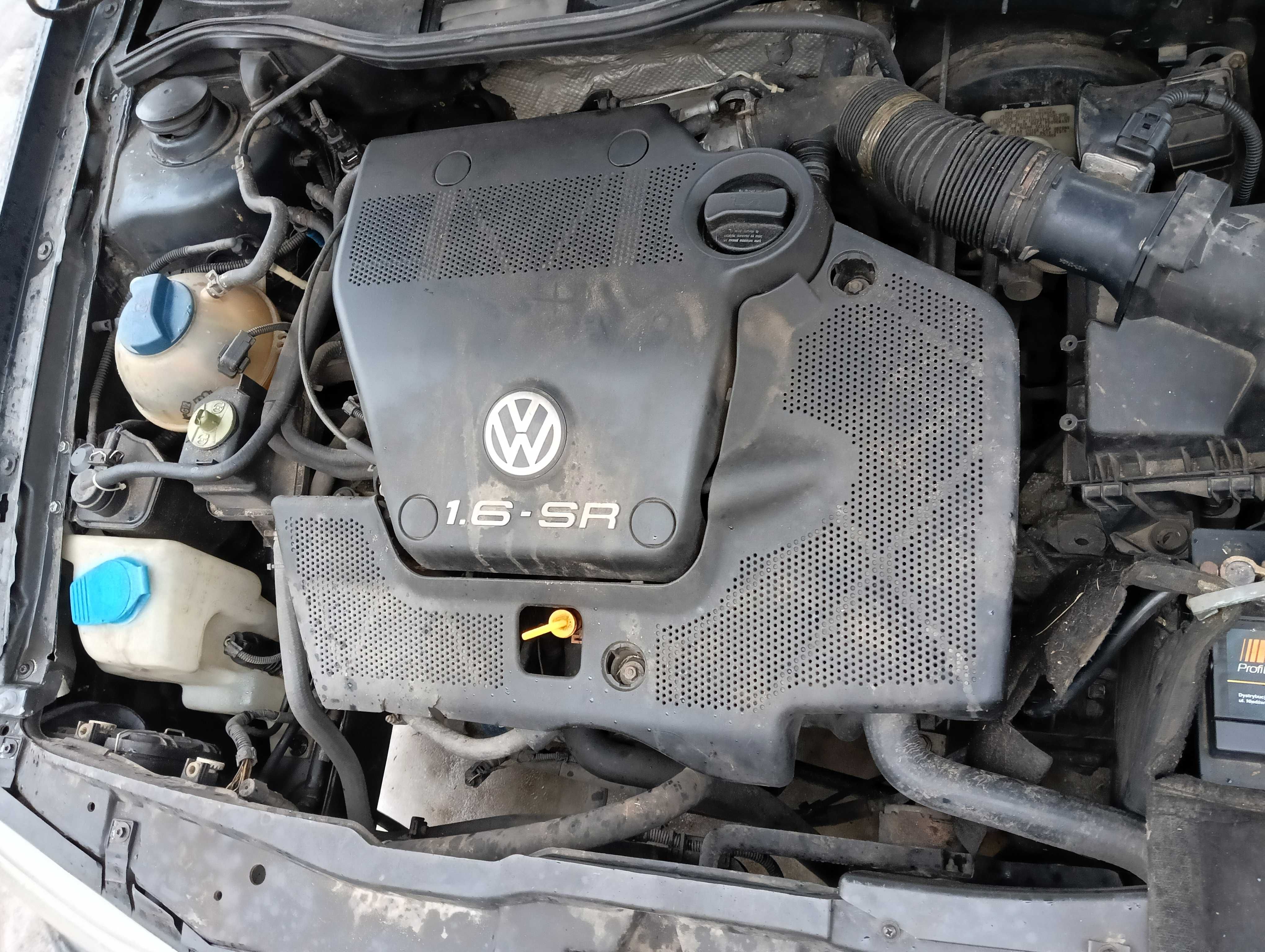 Golf 4 IV  1.6 SR  Drzwi maska zderzak klapa błotniki silnik 1.6sr