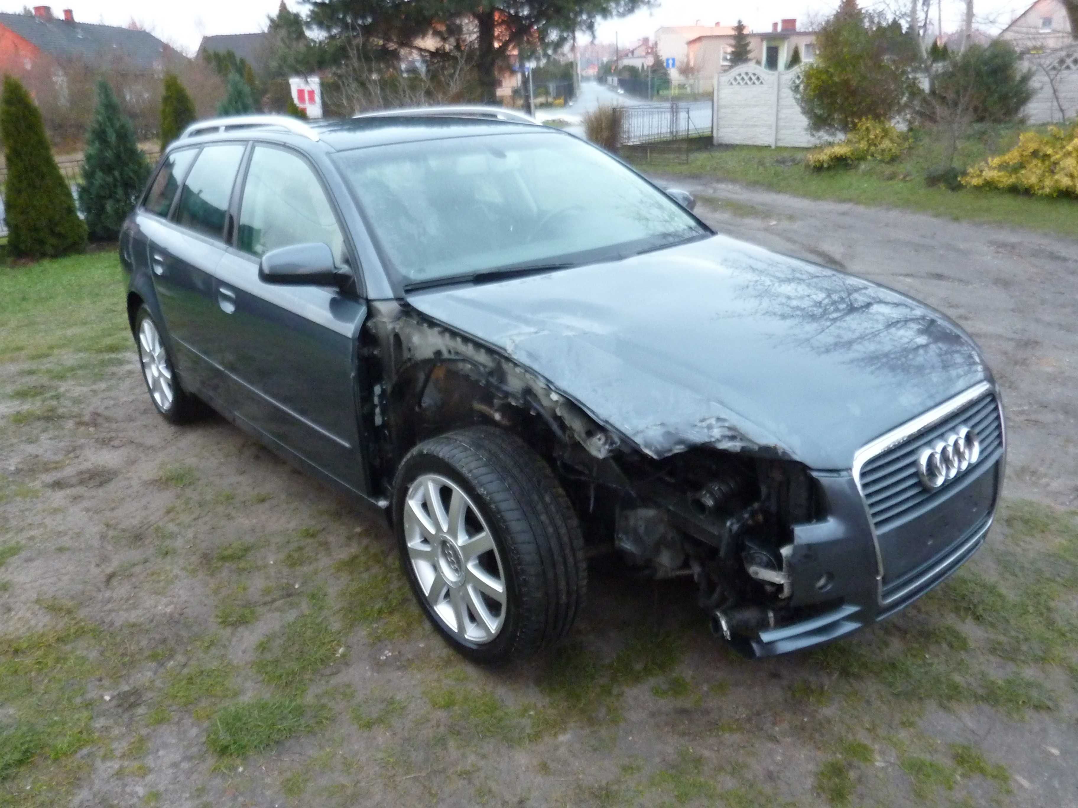 na części AUDI A4 B7 KOMBI 2,7 TDI BPP JBB LX7Z drzwi fotele klapa