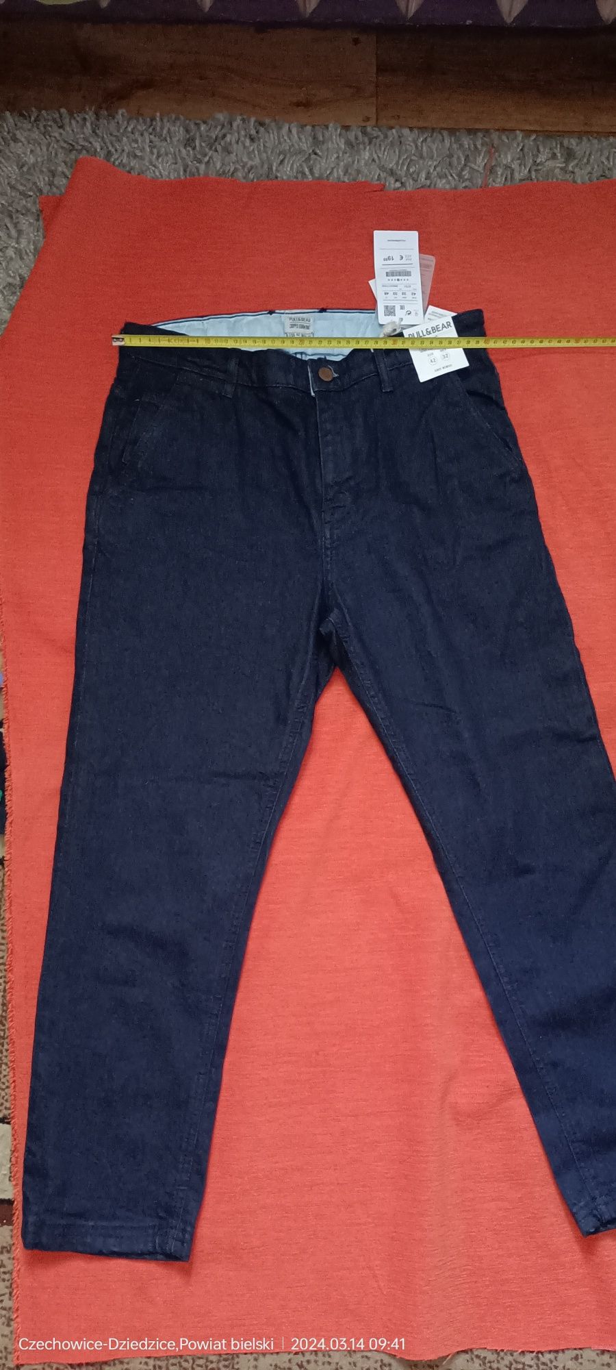 Nowe jeansy Pull Bear rozmiar 42 . Damskie