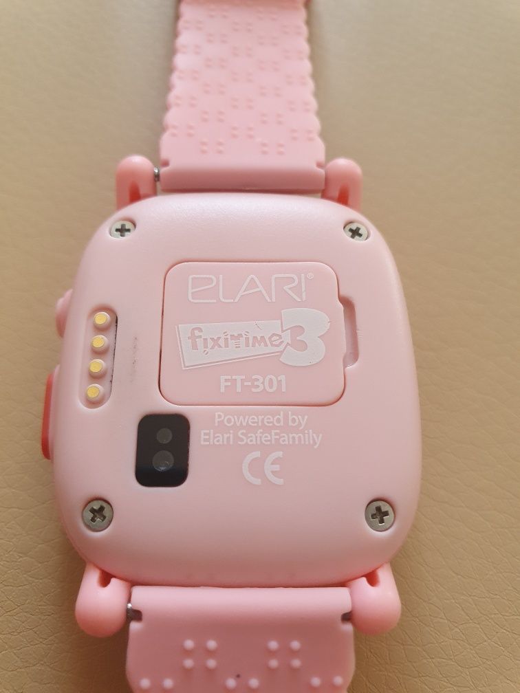 Детский телефон-часы с GPS трекером Elari FIXITIME 3 (Pink) ELFIT3PNK