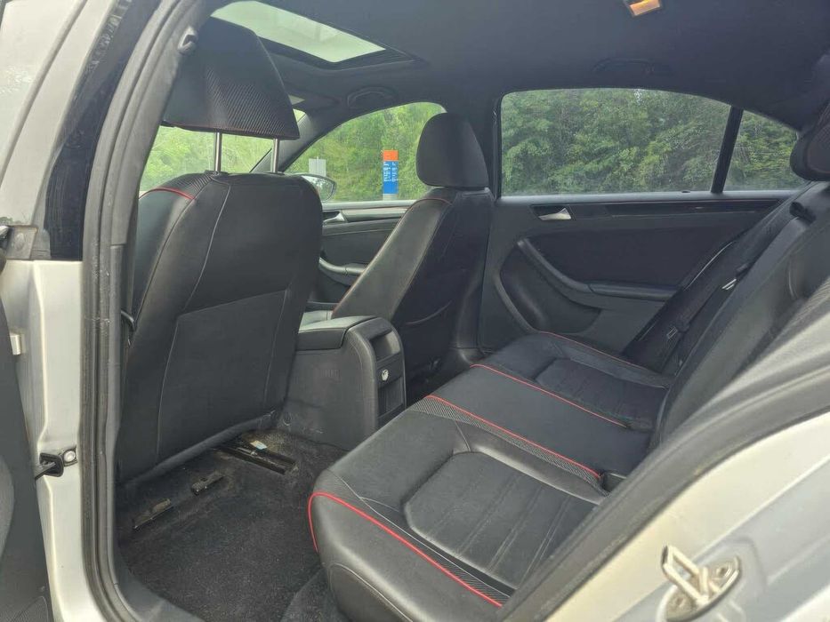 Volkswagen Jetta GLI SEL      2015