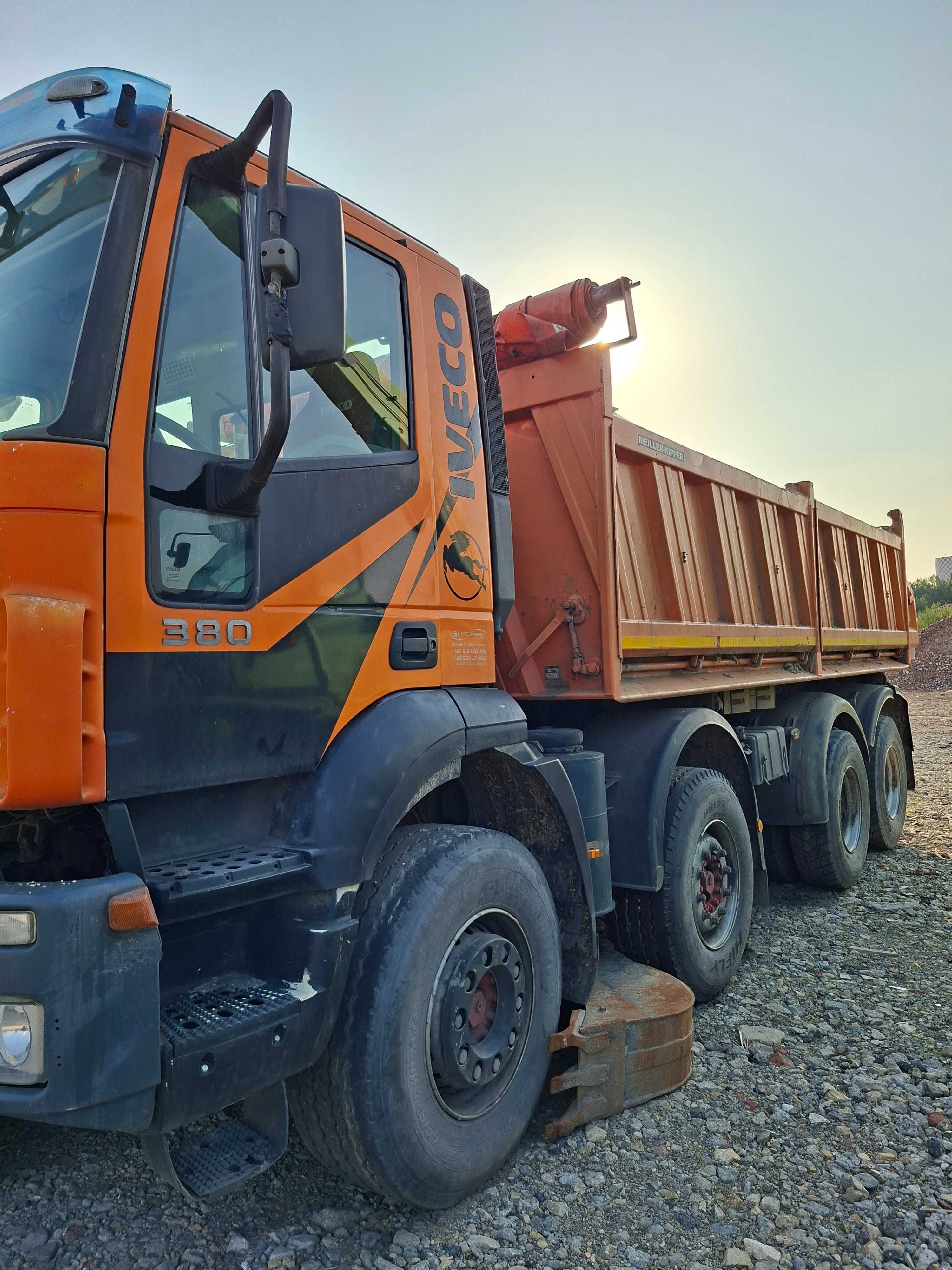 Ciężarkówka iveco trakker 8×4 , 2005 rocznik