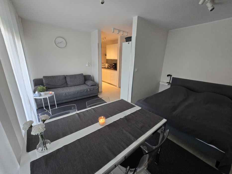 Uroczy apartament z ogródkiem blisko plaży i latarni Niechorze