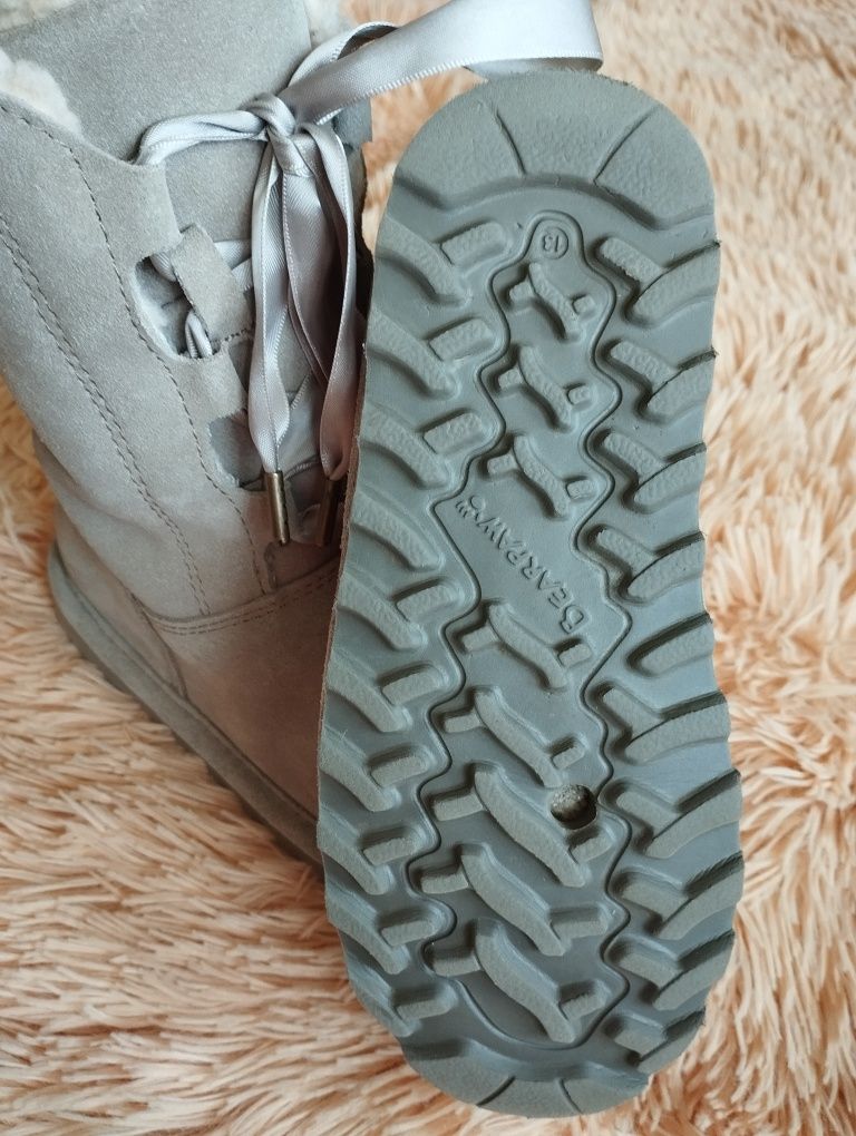 Зимові чобітки ( угі) на дівчинку Bearpaw