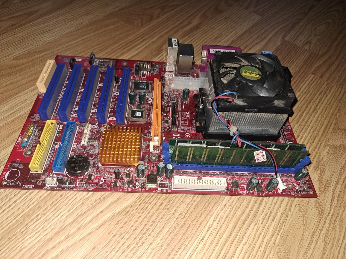 Материнская плата Biostar NF325-A7 socket 754 с AMD Sempron 2600+