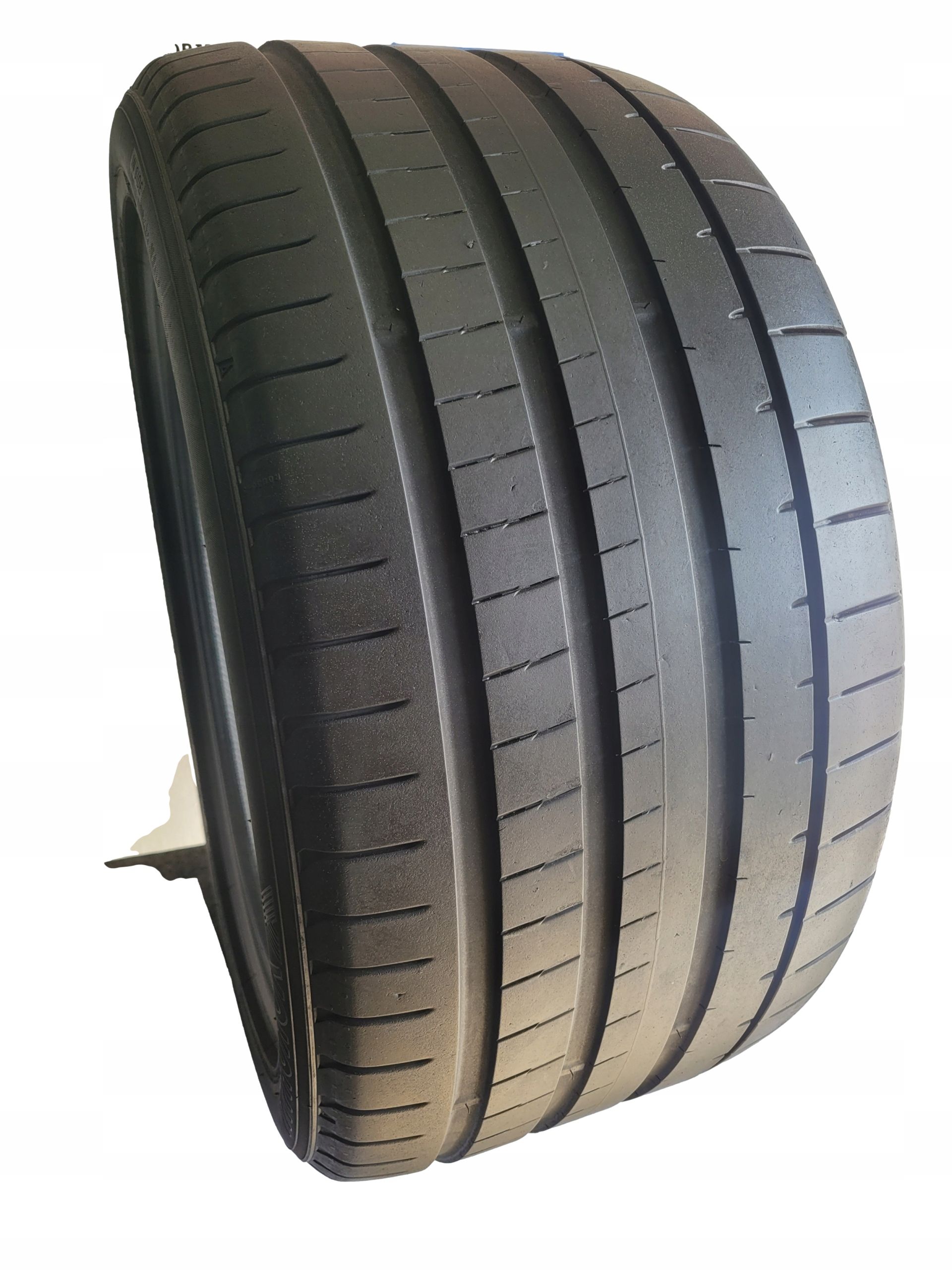 Yokohama advan sport V107 325/35 ZR22 R22 114Y 7mm 2022