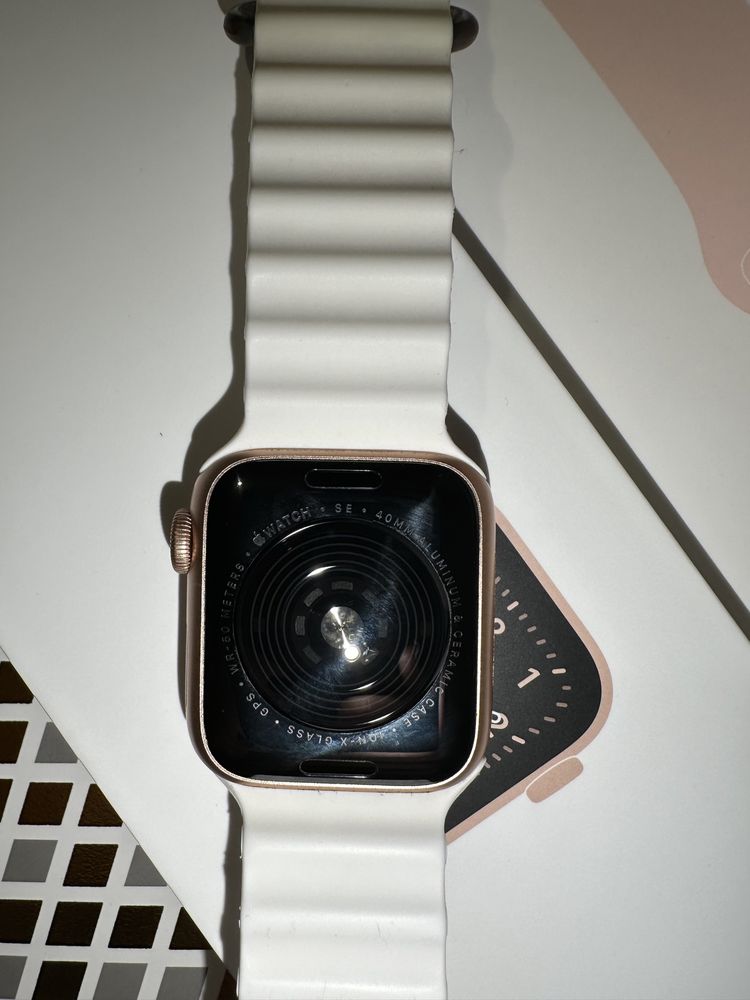 Apple  watch se gps 40mm