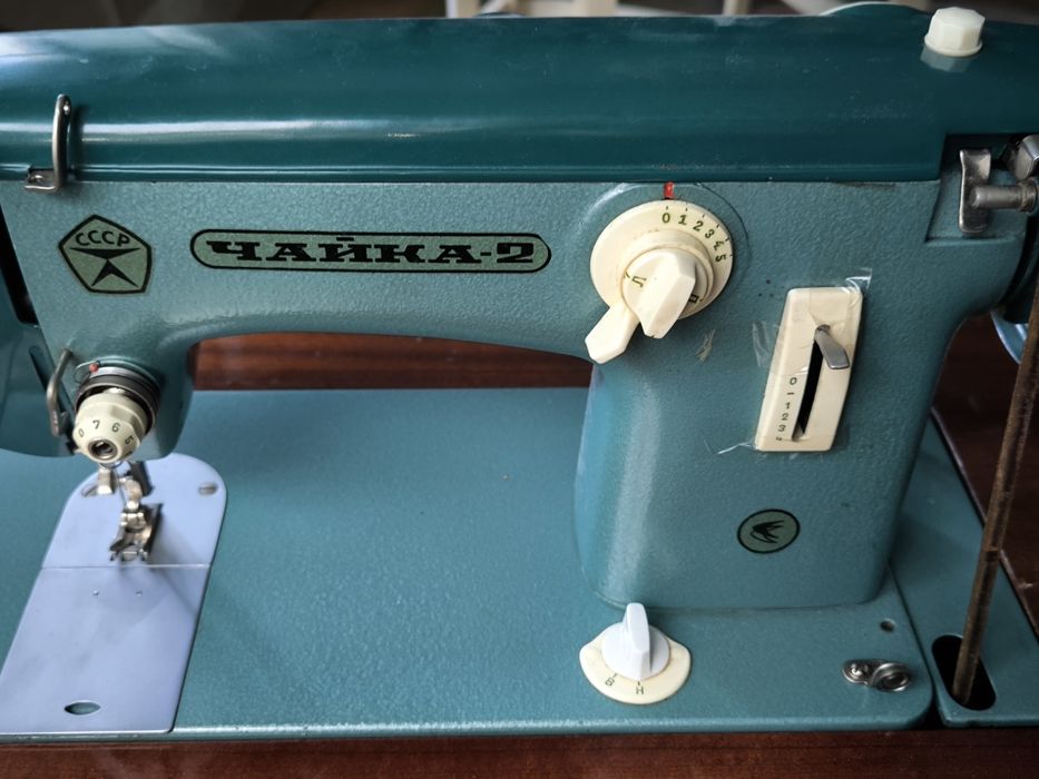 Продам швейну машинку Чайка-2 (СССР)