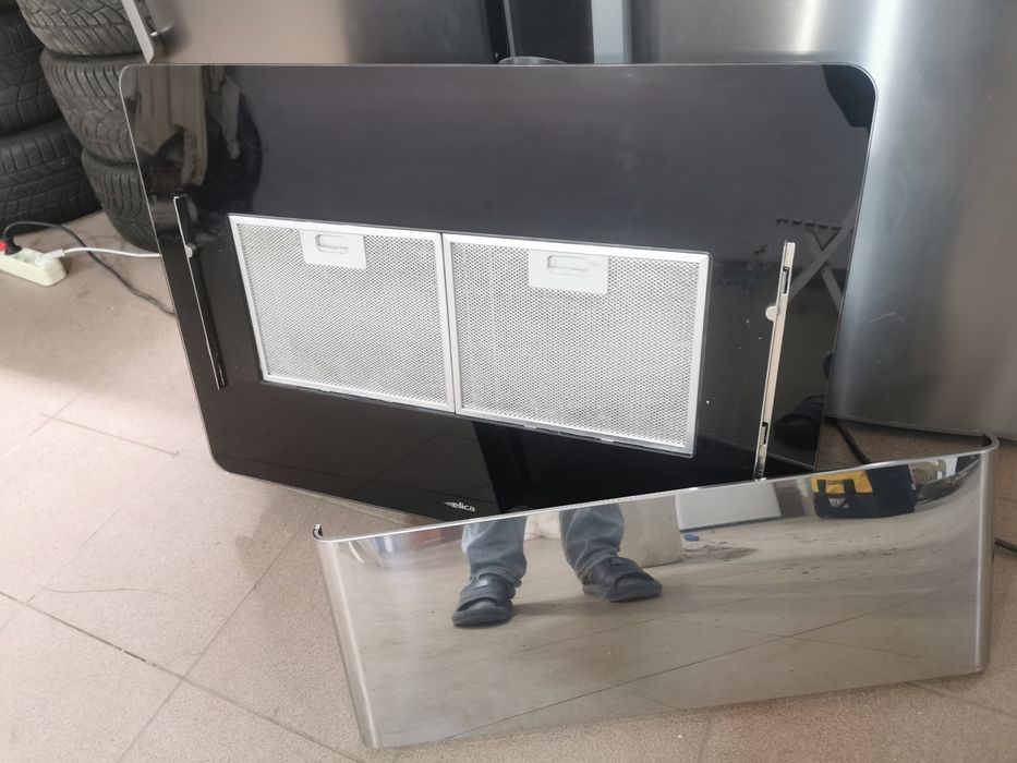 Витяжка Elica WAKE BL/F/80