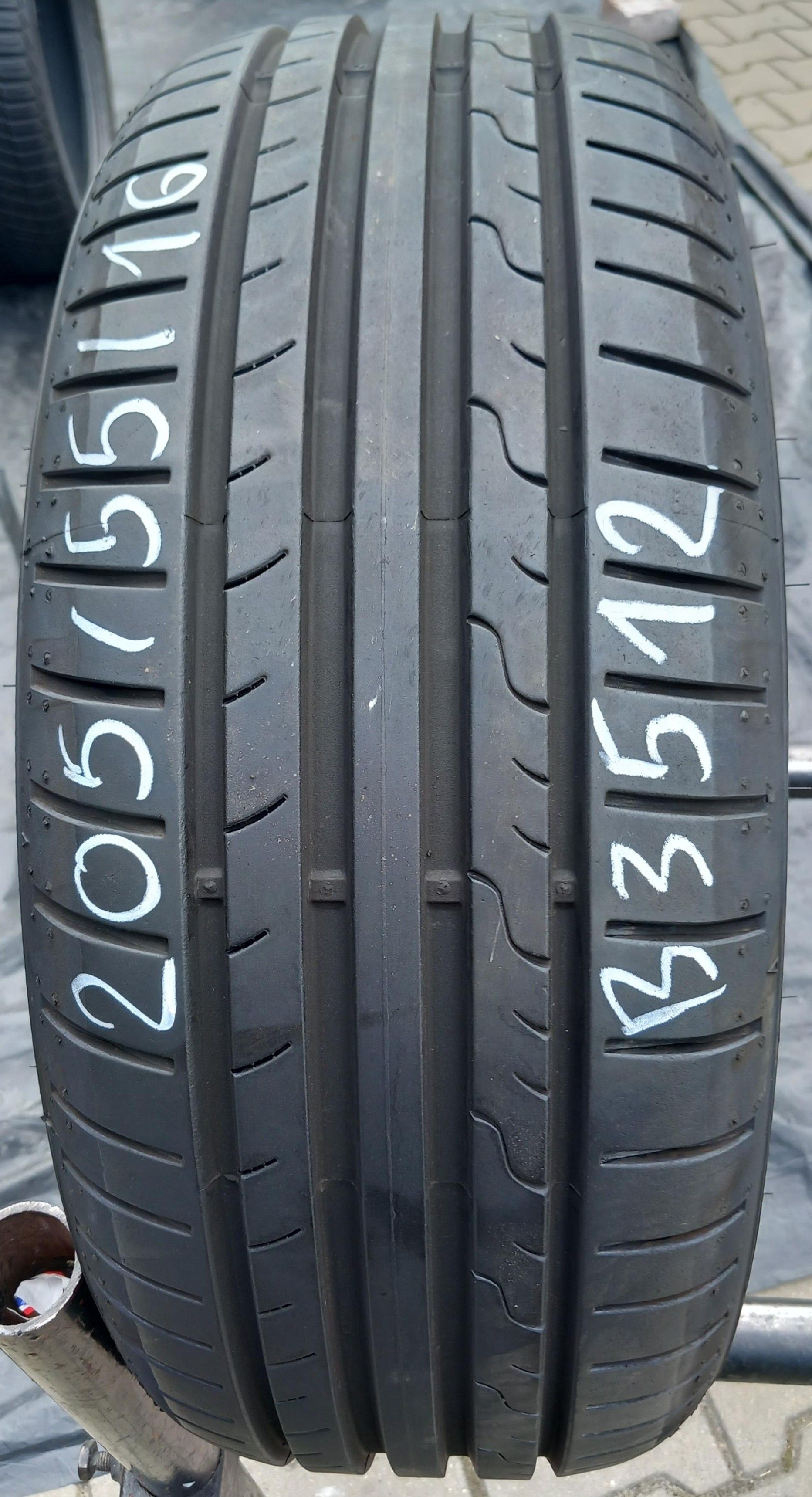 205/55/16 Dunlop Sport Blu Response 91V
