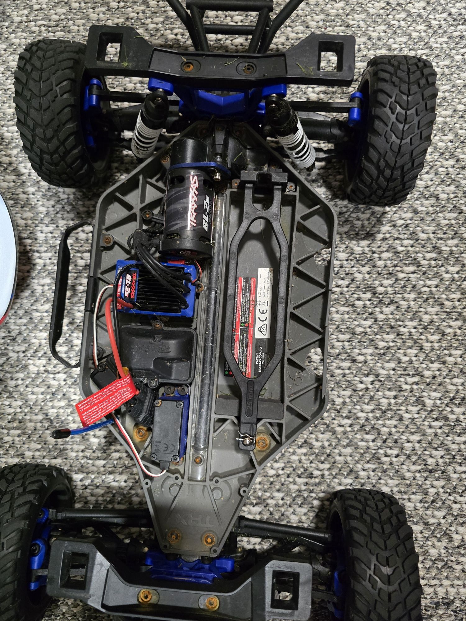 TRAXXAS Slash 4WD BL-2S VXL 1/10 + ładowarka i bateria SPRAWNY