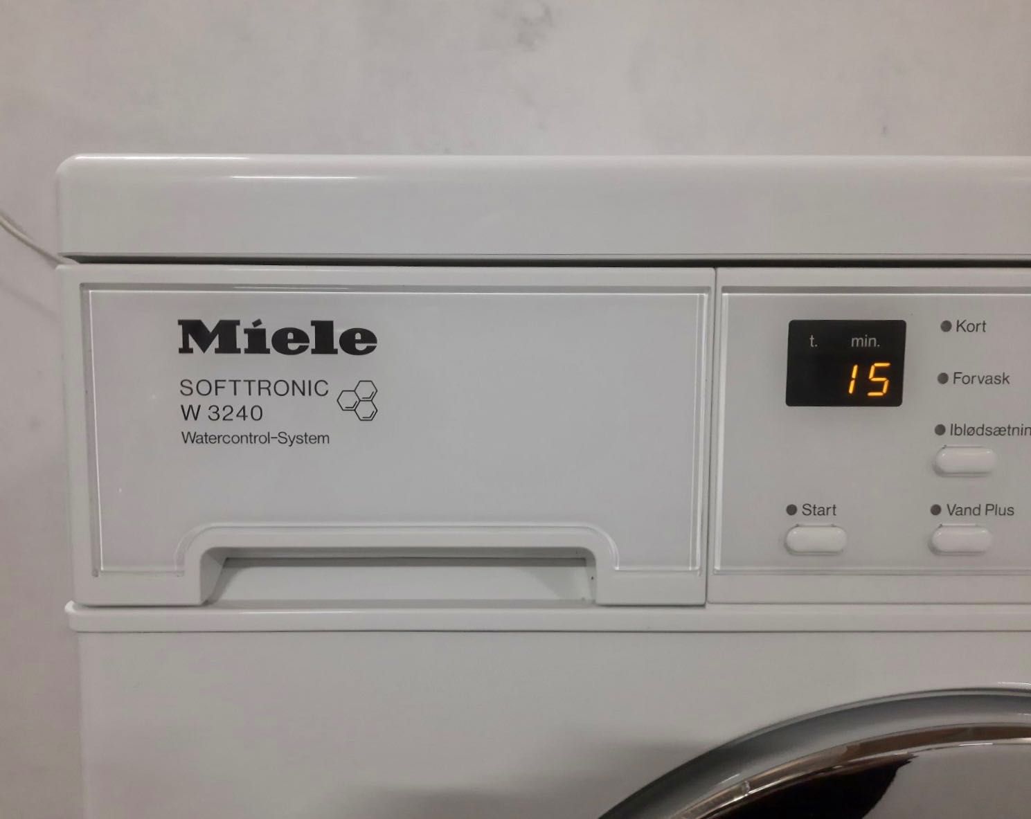 Пральна машина Miele W3240