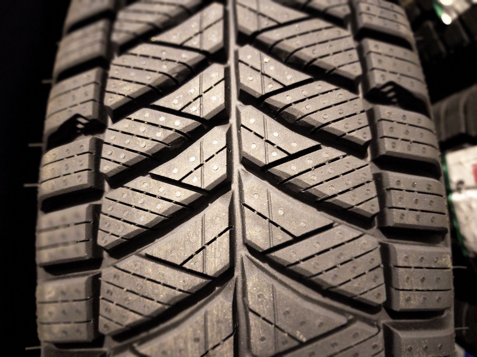 Nowe opony całoroczne 205/75 R16C 110R KORMORAN ALL SEASON, bus